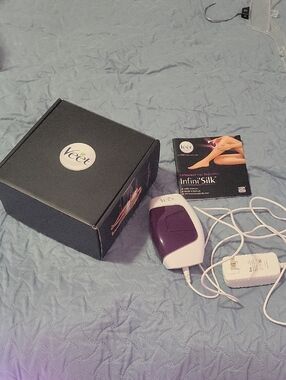 Veet Infini'Silk Permanent Hair Reduction